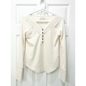 Lucky Brand 🌺 Trim Mix Henley Top